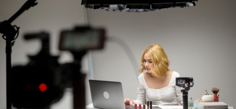 4 Steps To Becoming An Influencer