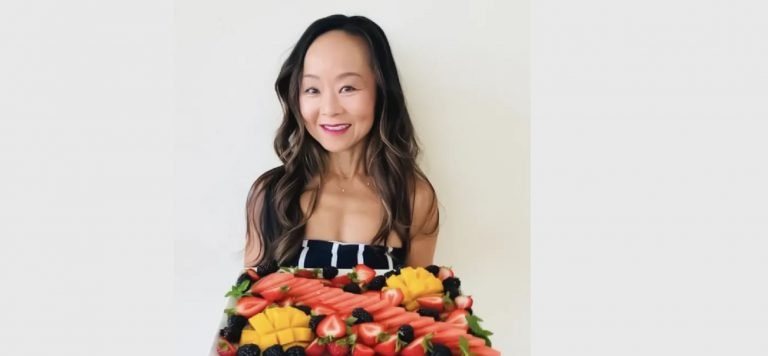 This Artist Is Designing Dresses For Celebrities Out Of Food