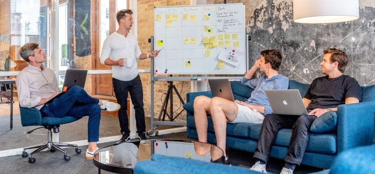 6 Ways Entrepreneurs Can Reduce the Financial Risks of Startups