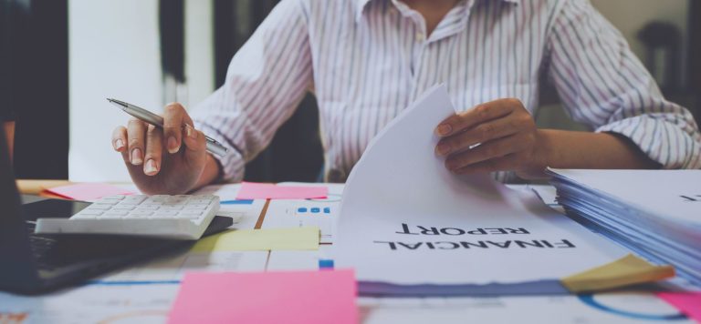 Mastering Financial Reporting and Record-Keeping: A Key to Tracking Performance and Attracting Investors
