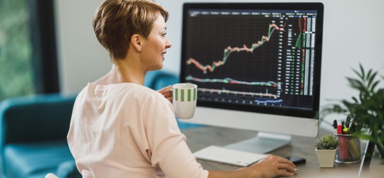 Investing in the Future: How to Approach Cryptocurrency Investment Wisely