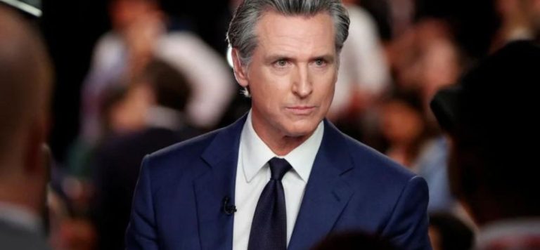 California Governor Blocks AI Regulation Bill, Pledges to Work with Experts Instead