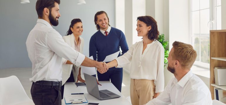 How Founders Can Close Their First Big Deal