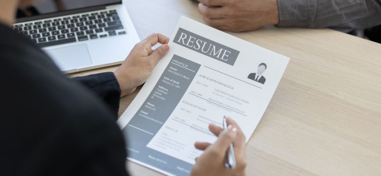 Experts Guide on How to Write an ATS-Friendly Resume