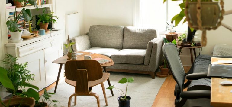 Your Guide to Buying Your First Home – Exploring Growing Neighborhoods and Key Prep Steps