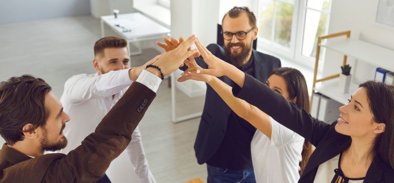 The Top 7 Underrated But Powerful Ways to Become an Effective Leader for Small Teams