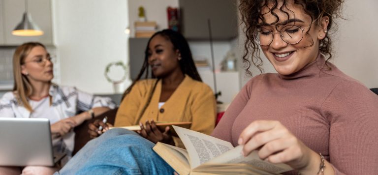 How to Build a Lasting Reading Habit Without Willpower