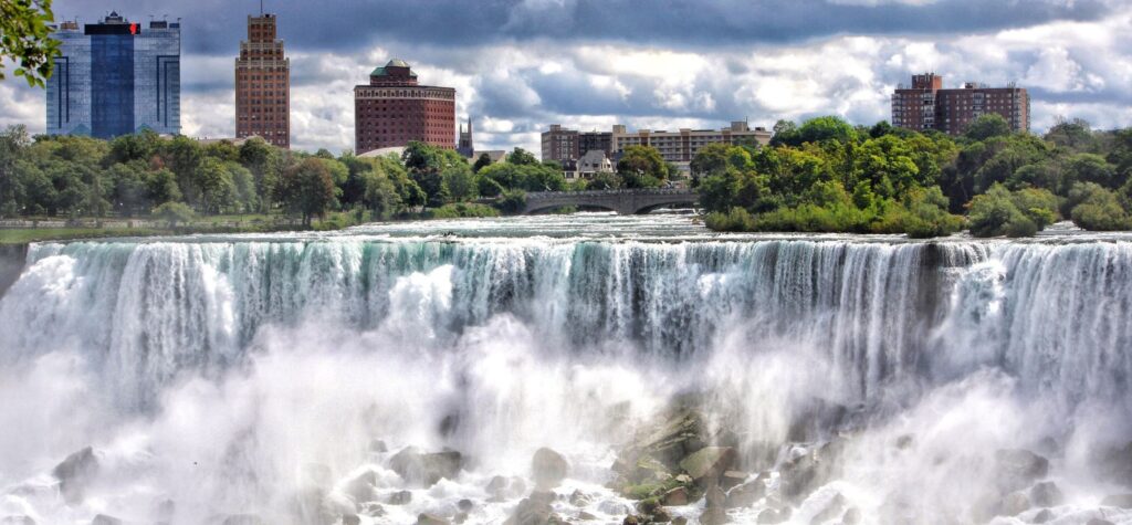 Niagara falls