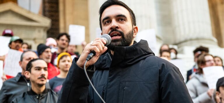 Lessons from Zohran Mamdani Political Campaigns for Business Success