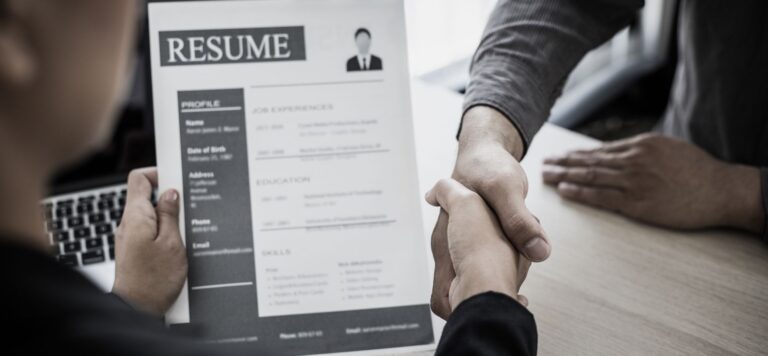 How Top Companies Are Skipping Resumes in 2025: What’s Changing in Hiring?