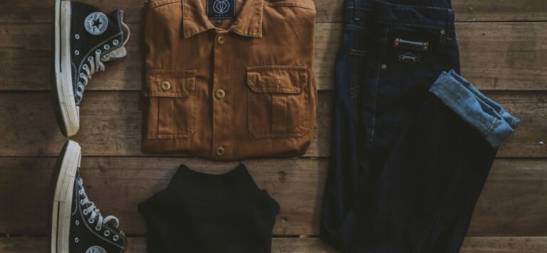 10 Ways to Upgrade a Simple Outfit with Accessories