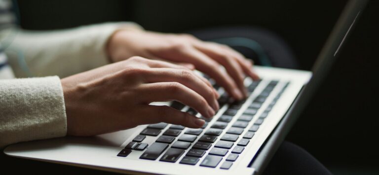 The Biggest Side Hustle Trends of 2026 to Watch