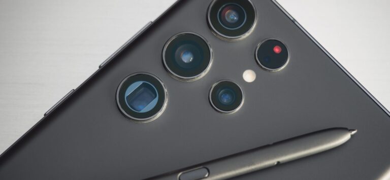 Can Samsung’s TriFold Phone Outpace Chinese Rivals?