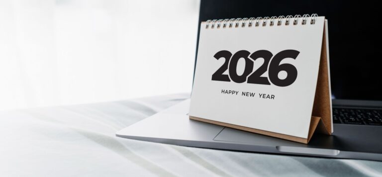 Why Digital Minimalism Is the Biggest Trend of 2026 (And How It’s Changing Lives