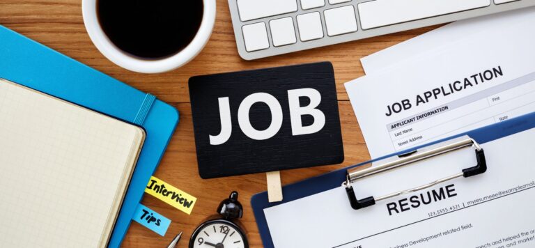 10 Strategies to Find a Job in 2026