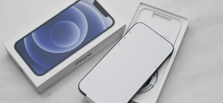 Is Apple’s Vision Pro Headset Facing an Uncertain Future?