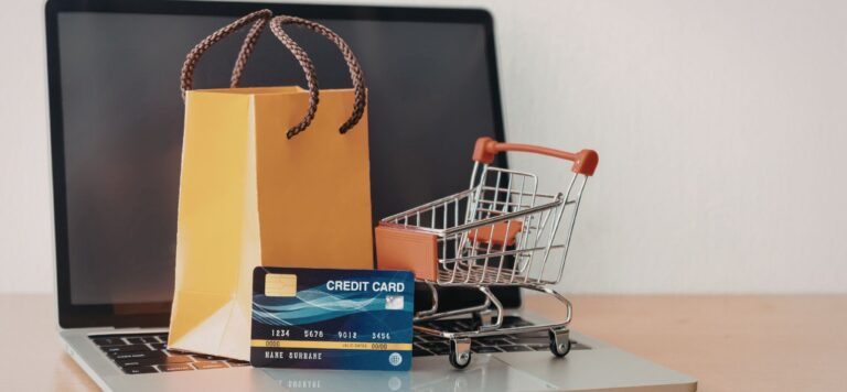 How Online Retail Is Transforming Consumer Lifestyle Markets