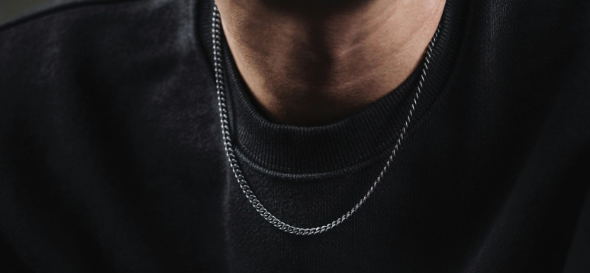 The Role of Jewelry in an Entrepreneur’s Personal Branding Strategy